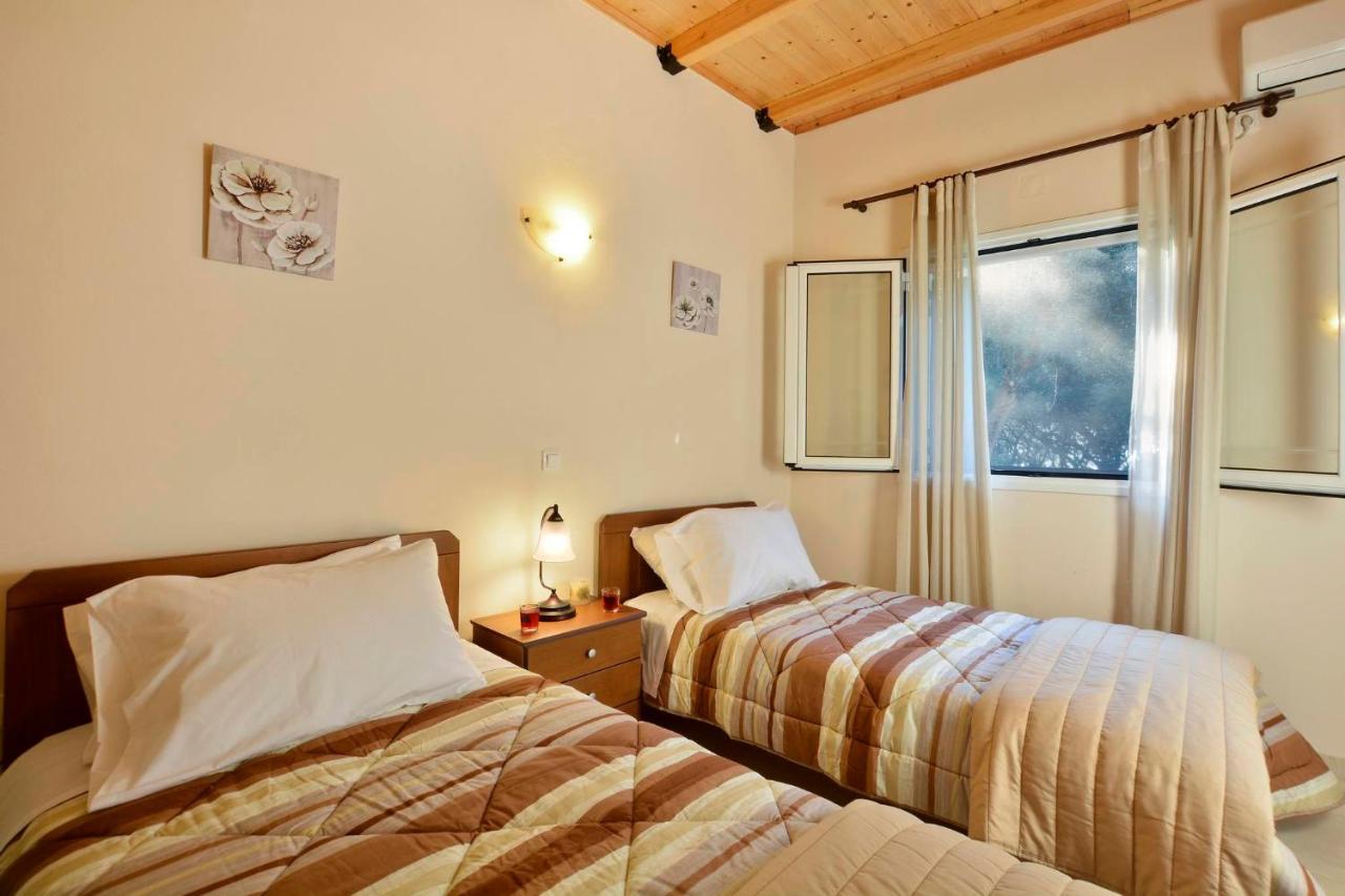 Paramonas  Sunset Cottage מראה חיצוני תמונה
