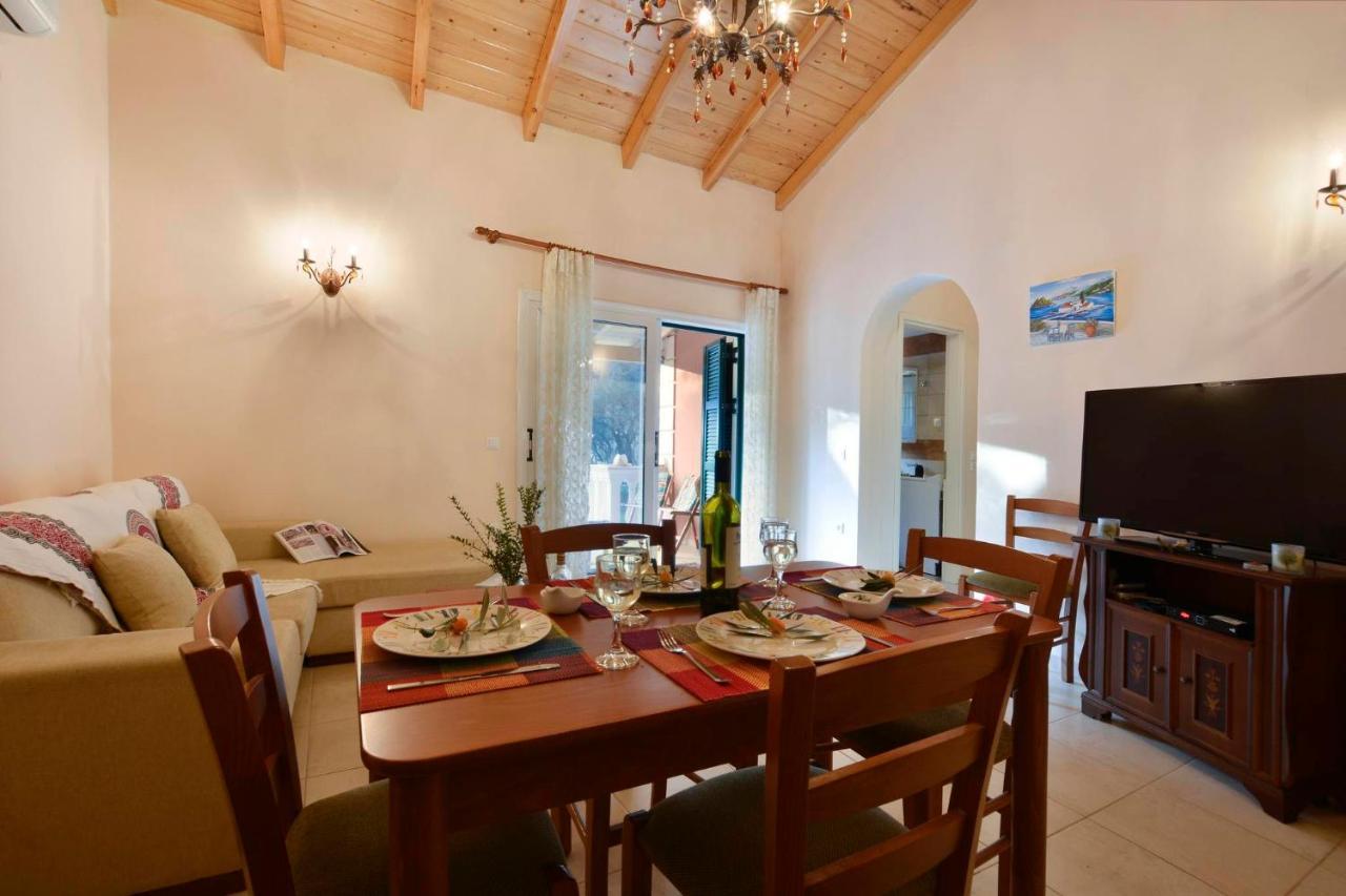 Paramonas  Sunset Cottage מראה חיצוני תמונה